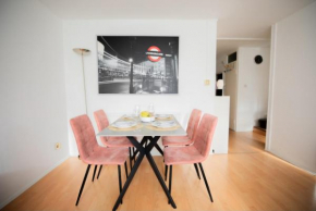 Spacious One Bedroom Apartment in Battersea, Free Parking